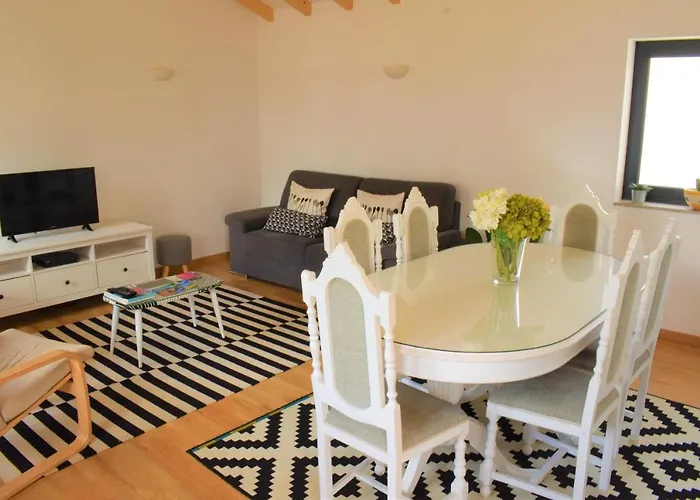 Casa Da Romeira بيت للعطل *