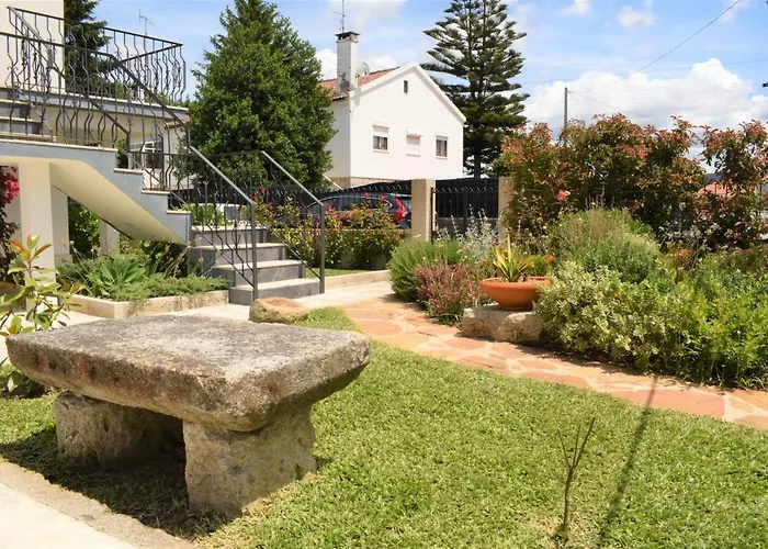 Casa Da Romeira بيت للعطل